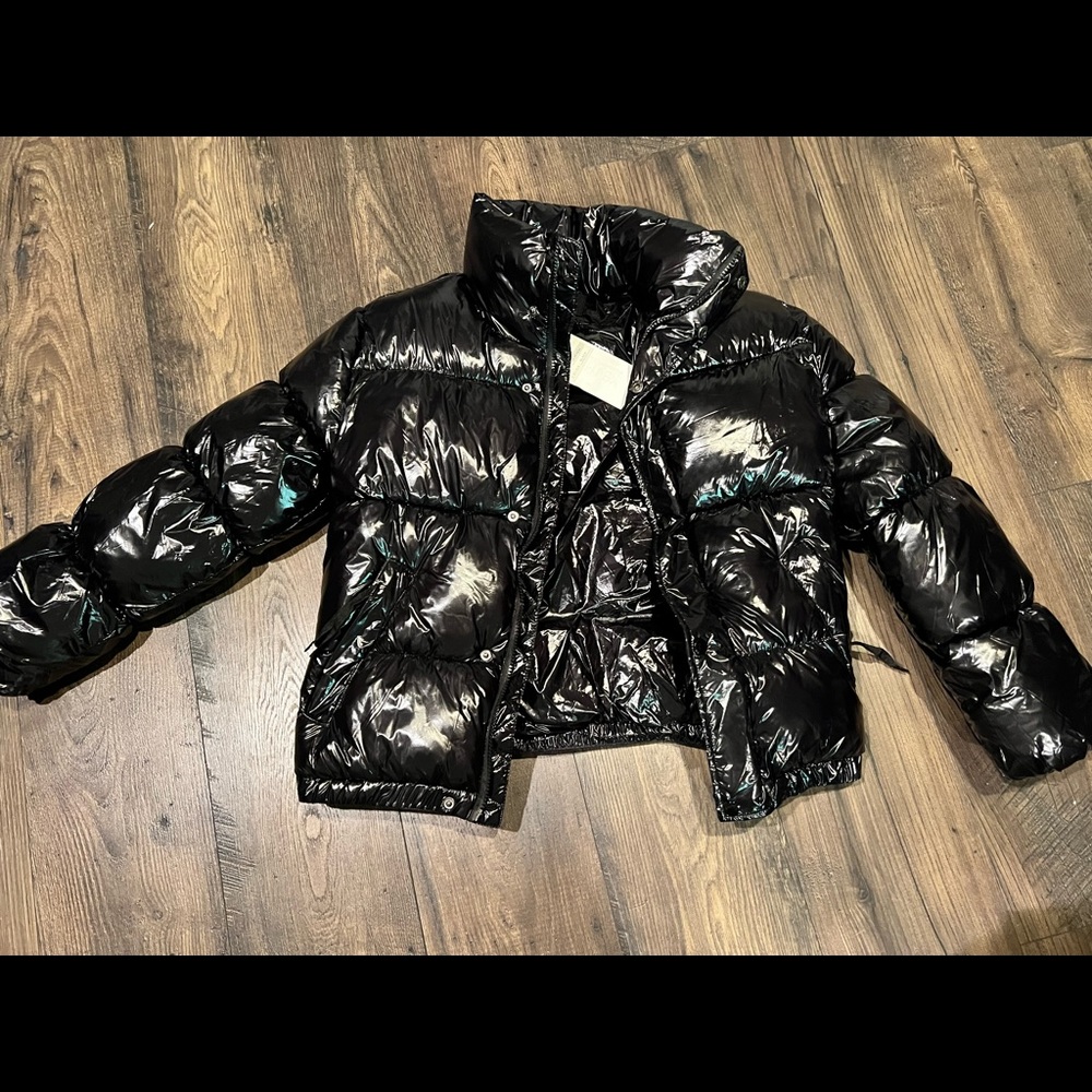 Brand New Shiny puffer jacket Size S
